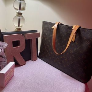 Louis Vuitton Luco Tote